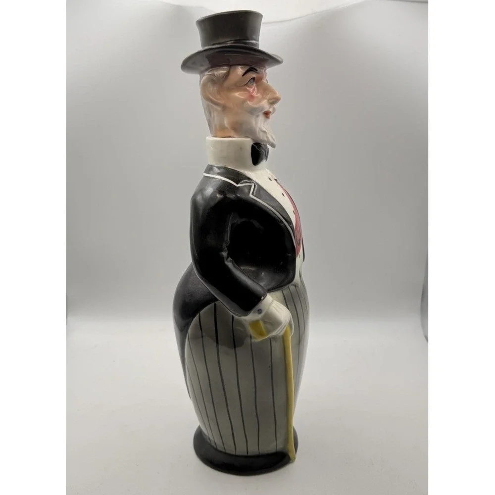 Vintage Shields Japan Gentleman Gin‎ Decanter Figural Bottle 12